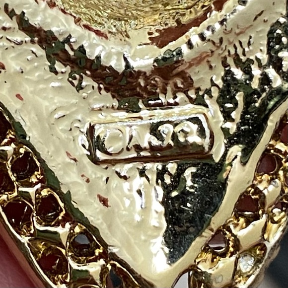 Vintage A.J.C. Signed Egyptian Cat Green Eyes Gold-tone Brooch - Picture 12 of 12